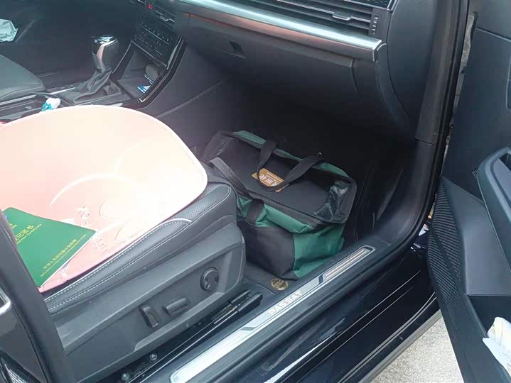 Фото 8 - Volkswagen Passat