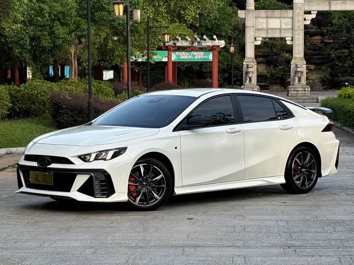 Фото 1 - GAC Trumpchi Empow R