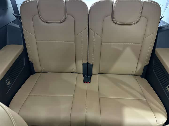 Фото 8 - LiXiang One