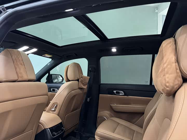 Фото 9 - LiXiang One