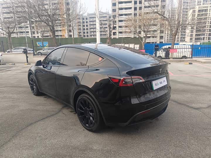Фото 5 - Tesla Model Y