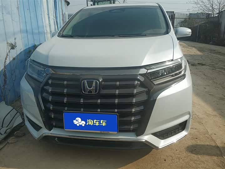 Фото 2 - Honda Elysion