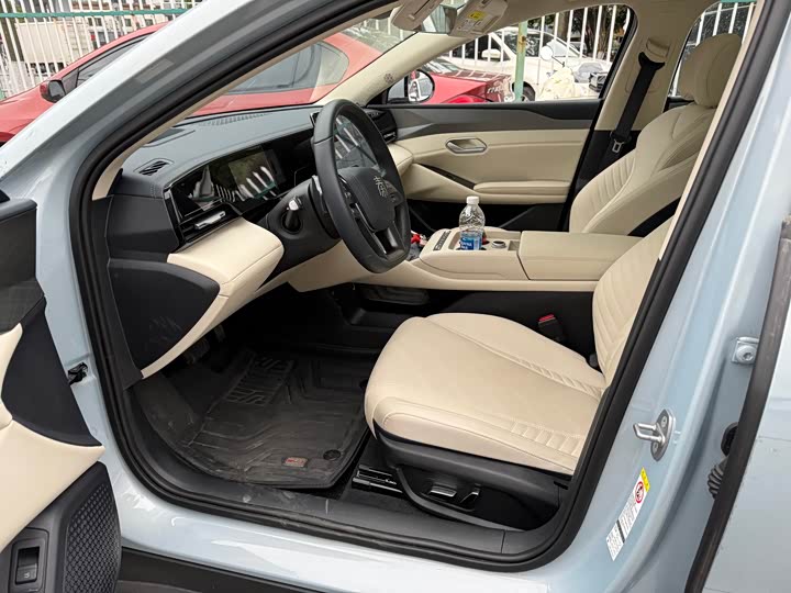 Фото 4 - BYD Qin L