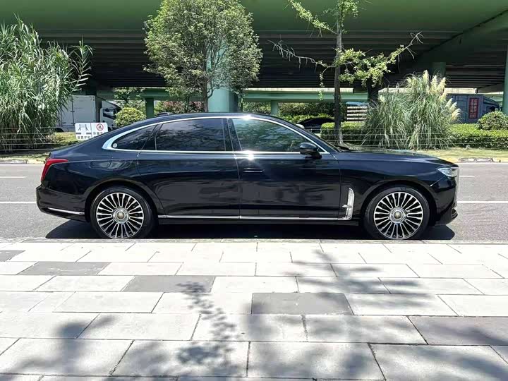 Фото 9 - Hongqi H9