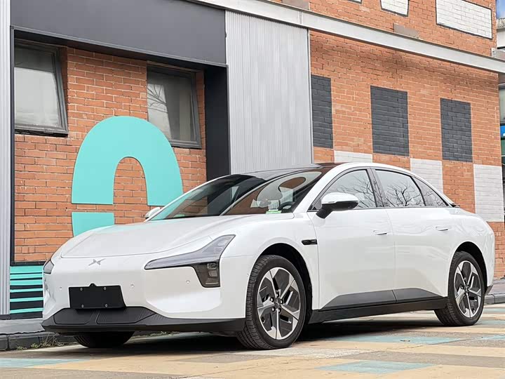 Фото 2 - XPeng Mona M03