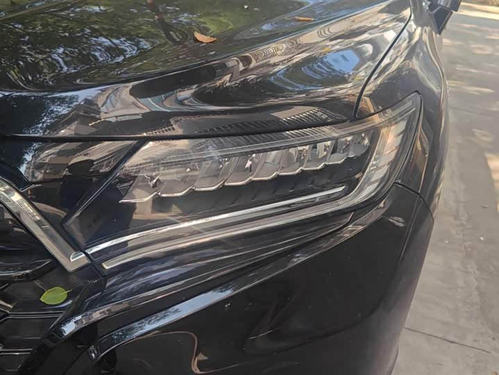 Фото 5 - Honda UR-V