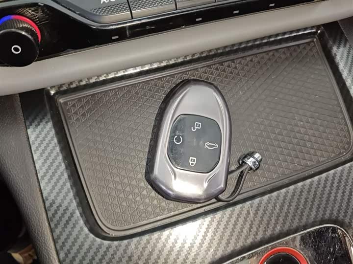 Фото 9 - GAC Trumpchi Empow R