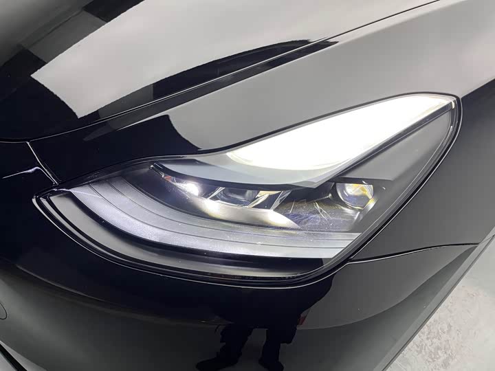 Фото 8 - Tesla Model Y