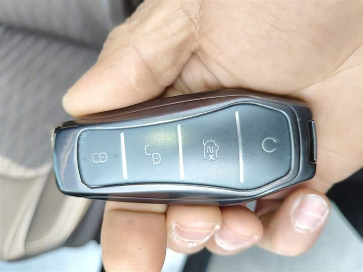 Фото 9 - BYD Han