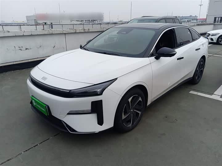 Фото 1 - Geely Galaxy L6