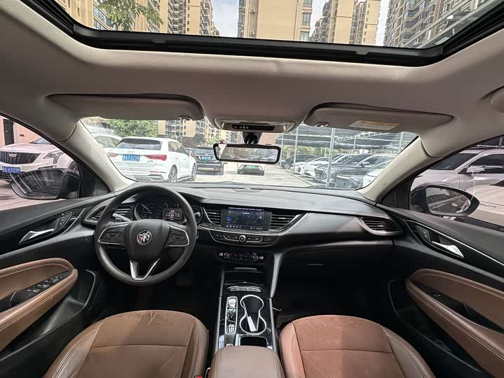 Фото 4 - Buick Regal