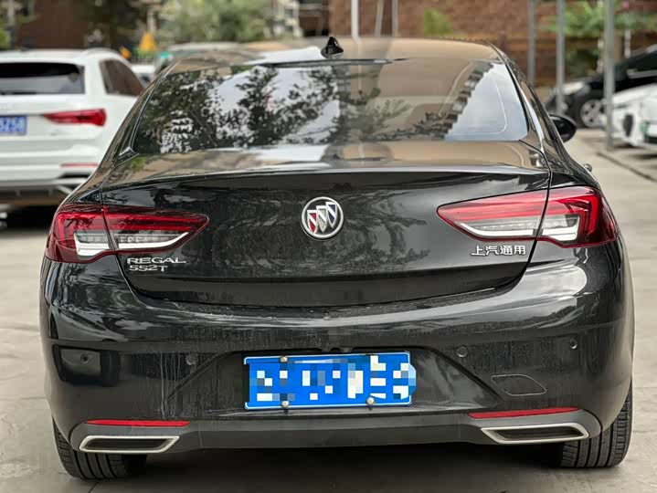 Фото 8 - Buick Regal