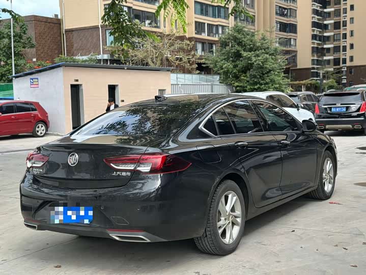 Фото 9 - Buick Regal