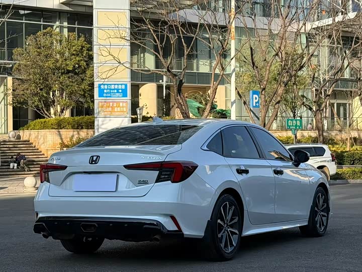 Фото 9 - Honda Integra