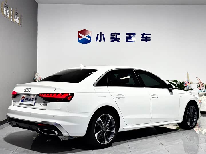 Фото 7 - Audi A4L