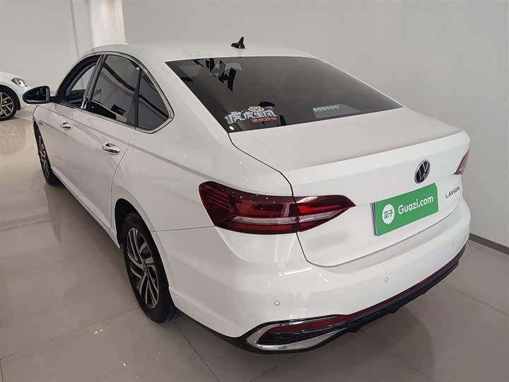 Фото 5 - Volkswagen Lavida