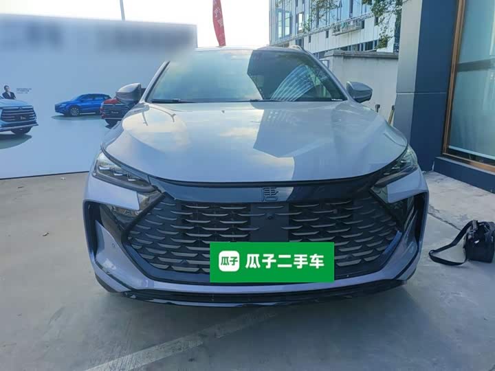 Фото 3 - BYD Tang Hybrid/EV