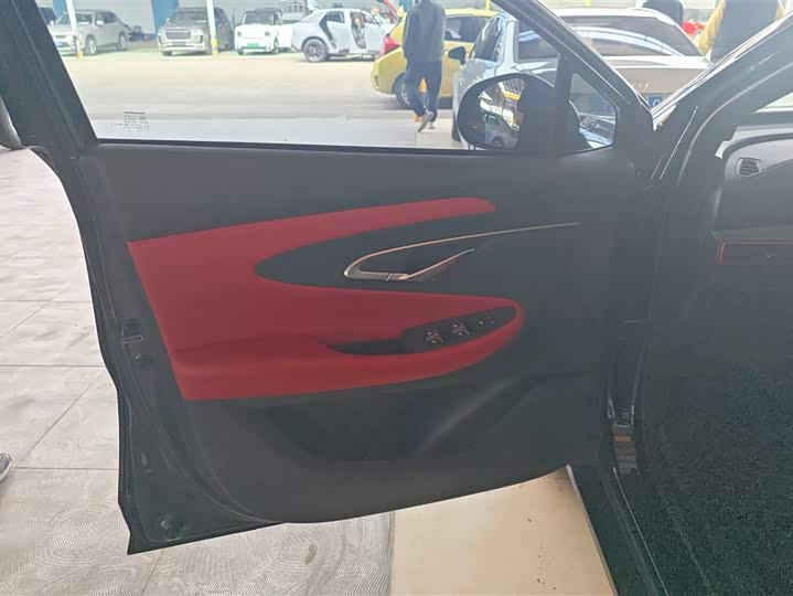 Фото 7 - Changan UNI-T