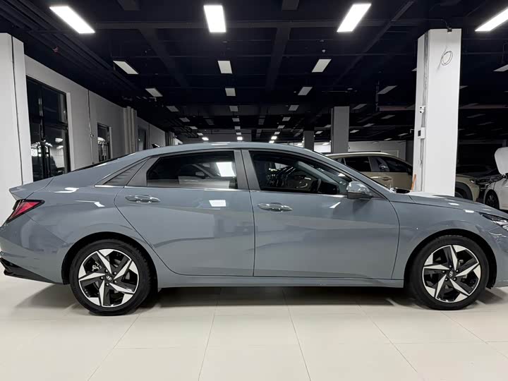 Фото 4 - Hyundai Elantra N line