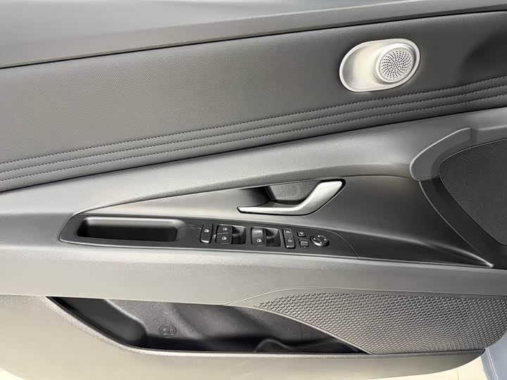 Фото 9 - Hyundai Elantra N line