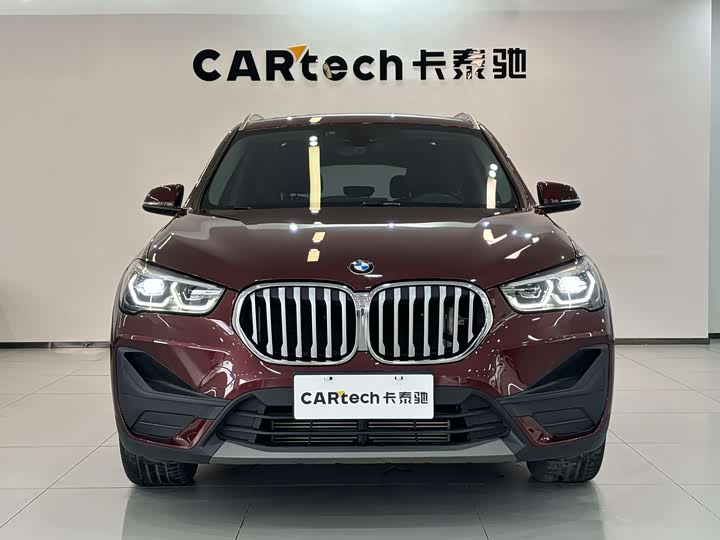 Фото 3 - BMW X1