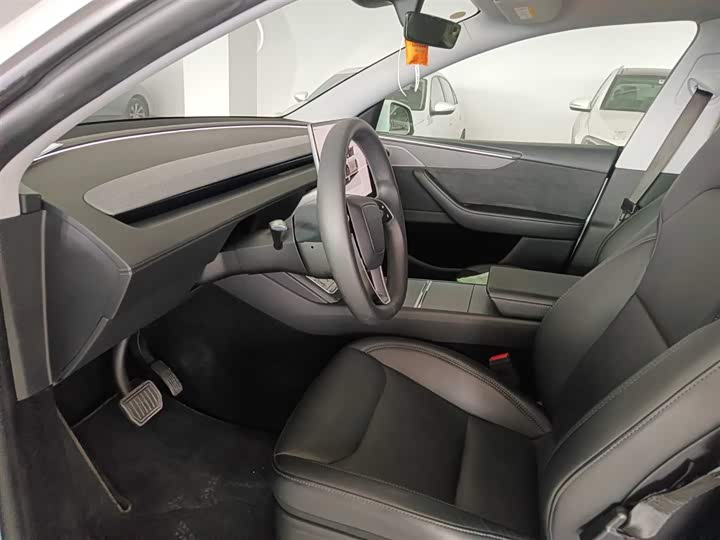 Фото 7 - Tesla Model Y