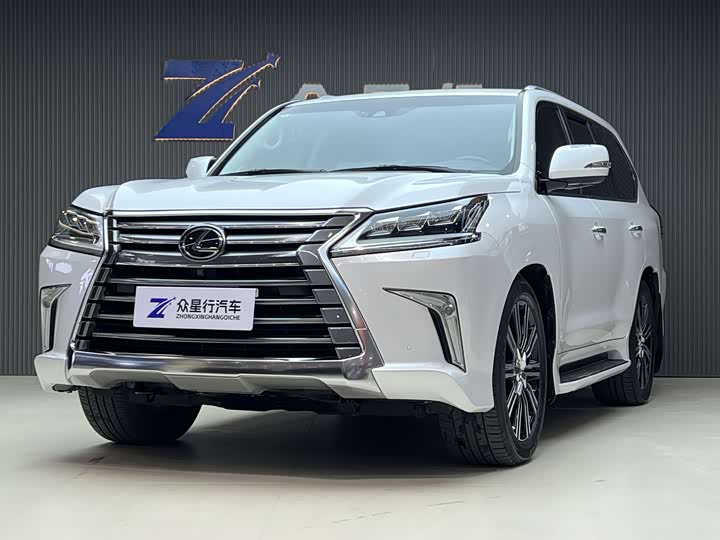 Фото 1 - Lexus LX
