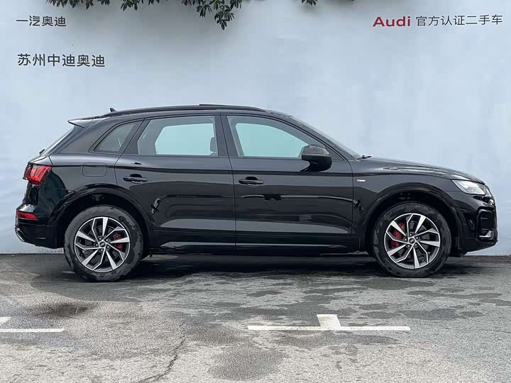 Фото 3 - Audi Q5L