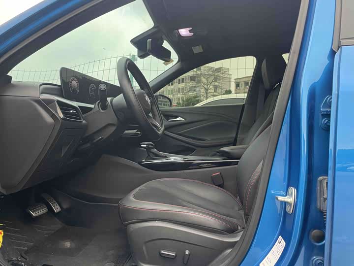 Фото 4 - Buick Verano