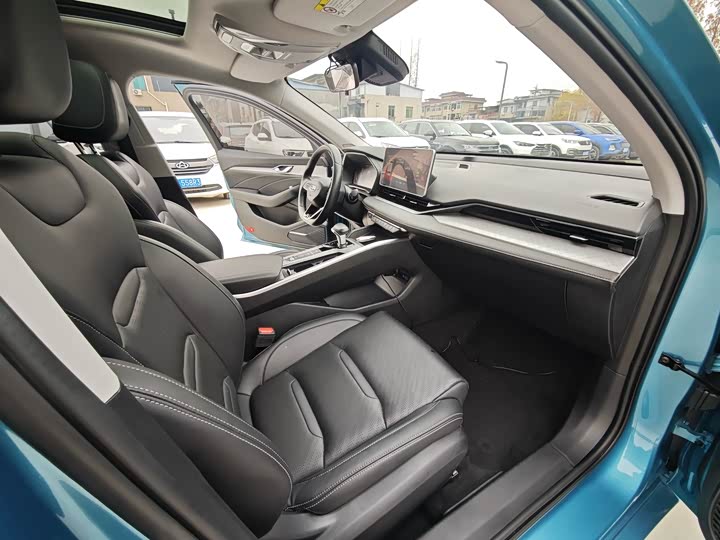 Фото 8 - Geely Preface