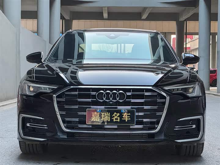 Фото 2 - Audi A6L