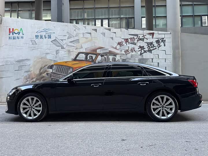 Фото 3 - Audi A6L