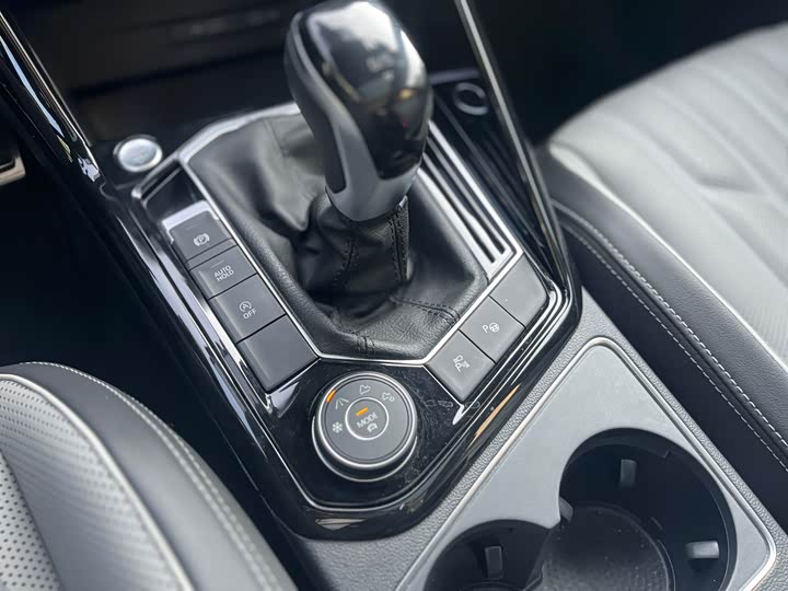 Фото 9 - Volkswagen Tayron