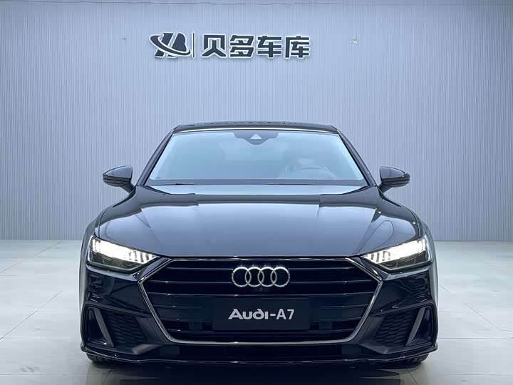 Фото 2 - Audi A7