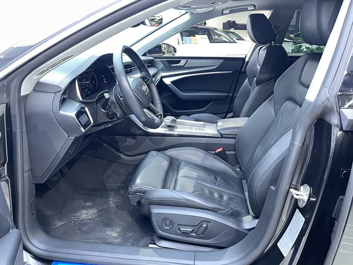 Фото 6 - Audi A7