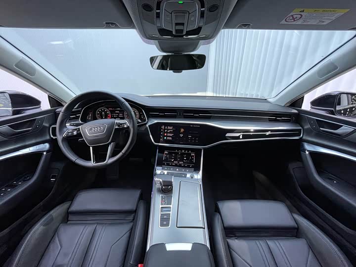 Фото 7 - Audi A7