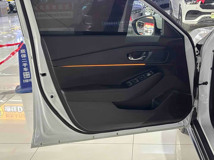 Фото 5 - Honda Accord