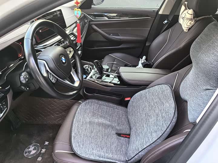 Фото 4 - BMW 5 Series