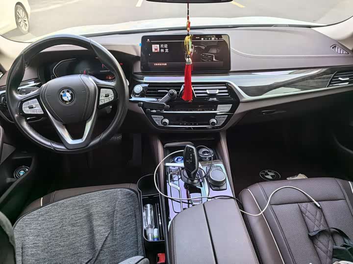 Фото 6 - BMW 5 Series