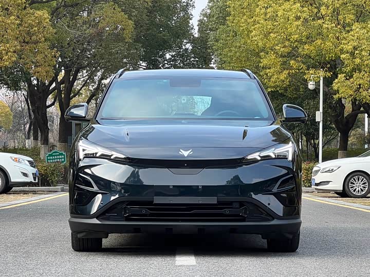 Фото 2 - BAIC Arcfox Alpha T5