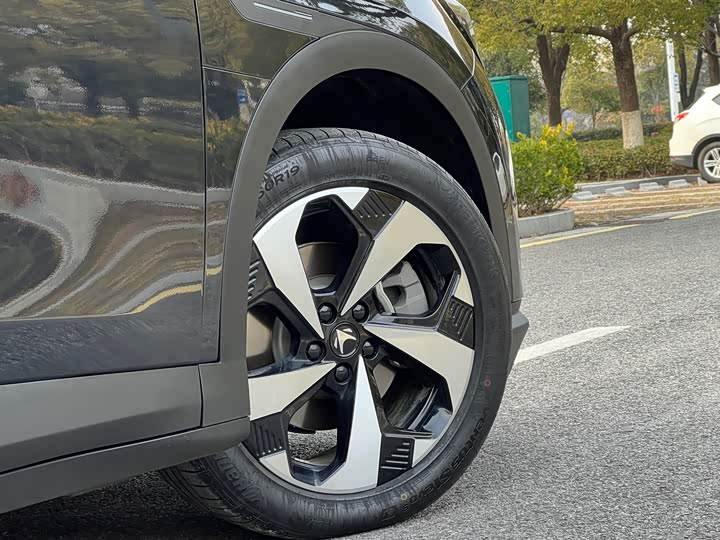 Фото 4 - BAIC Arcfox Alpha T5