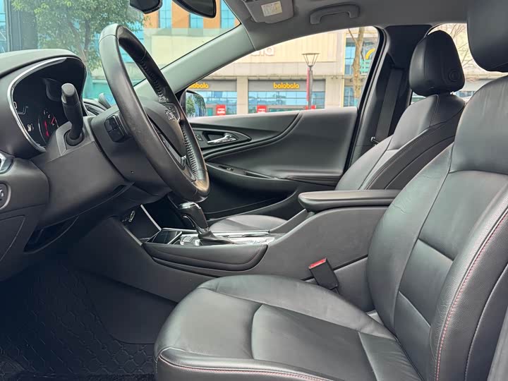 Фото 8 - Chevrolet Malibu XL