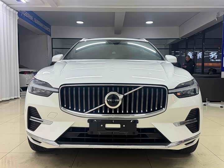 Фото 2 - Volvo XC60
