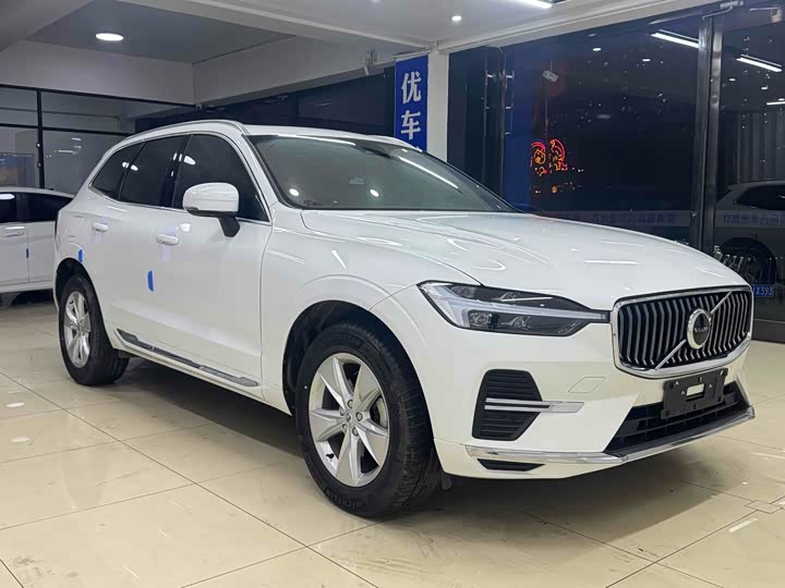 Фото 3 - Volvo XC60