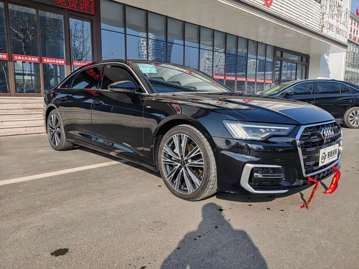 Фото 3 - Audi A6L