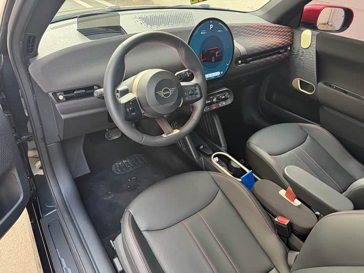 Фото 4 - Mini Cooper