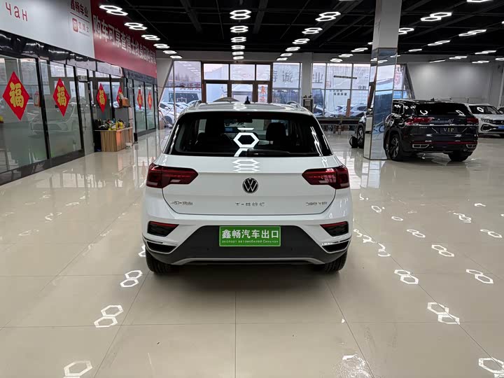 Фото 5 - Volkswagen T-Roc