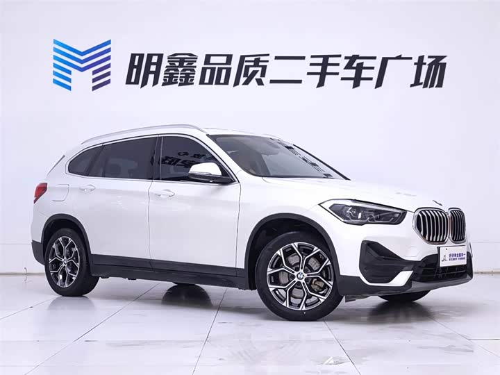 Фото 5 - BMW X1