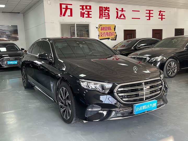 Photo 1 - Mercedes-Benz E-Class