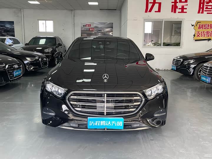 Photo 2 - Mercedes-Benz E-Class